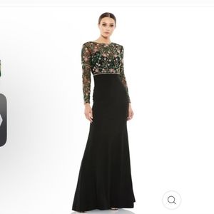 NWT Mac Duggal Gown Hard to Find Size 10 Style 67870